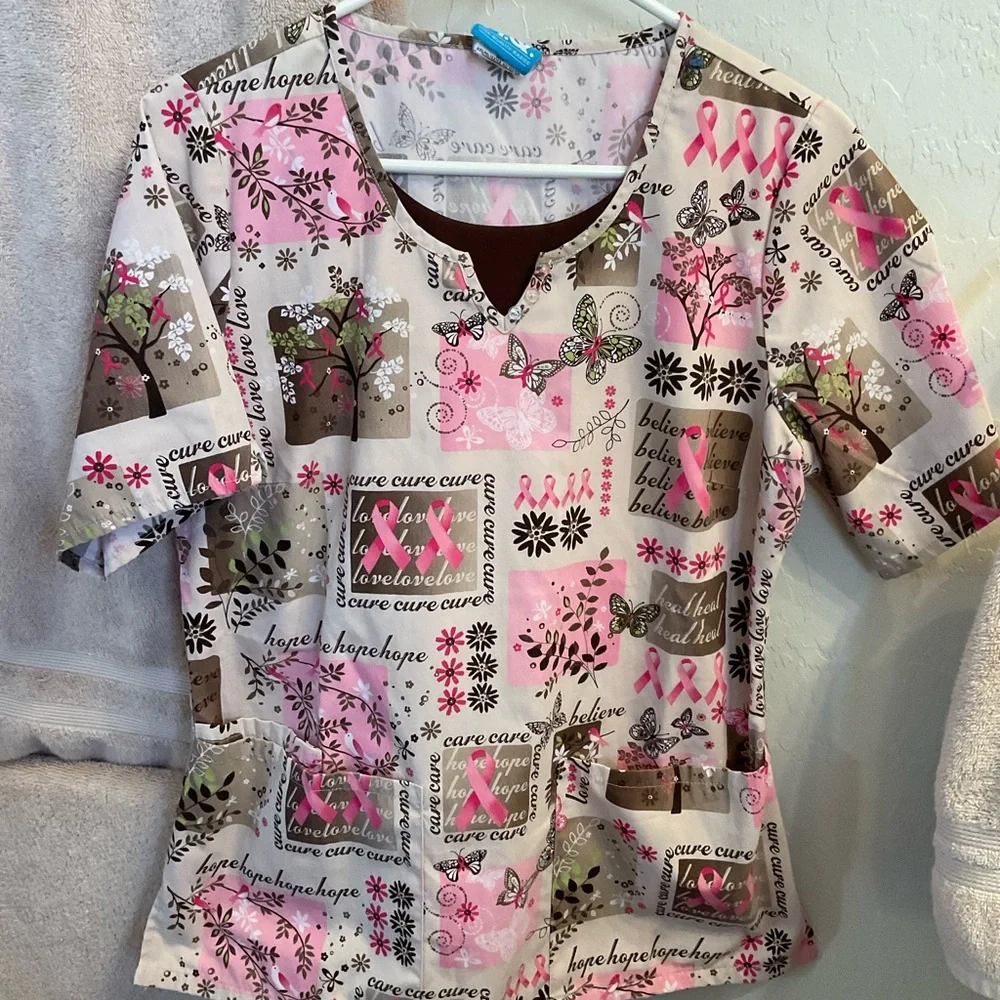 HQ Scrubs Breast Cancer Awareness Top, Cute and in great condition.  Fitted, Sm - Picture 2 of 13